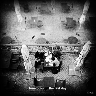 [album cover art] Tone Color – The Last Day